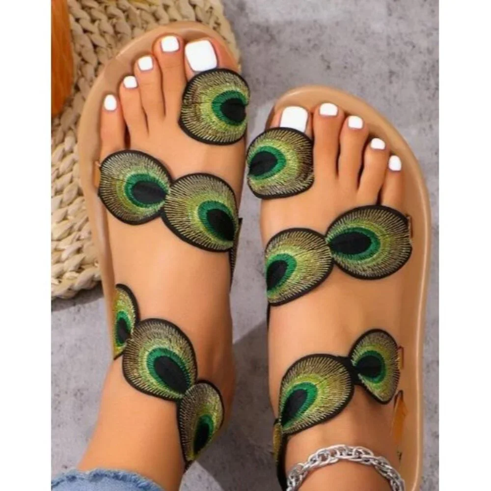 Peacock Sandals 9 1/2 - Picture 1 of 3